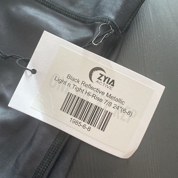 Zyia active black reflective light n tight hi- rise - Picture 2 of 2